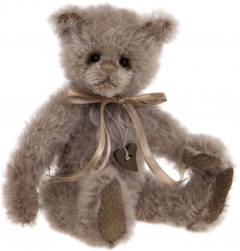 Minimo Collection - Retired - MINIMO HEARTSTRINGS 6½"