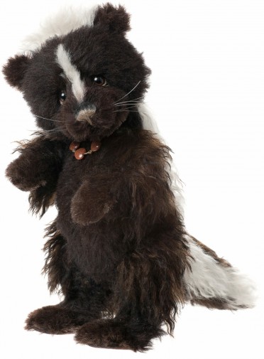 Retired Isabelles - WHIFFY SKUNK 11½"