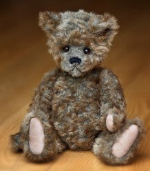 HEARTFELT 14" - Charlie Bears