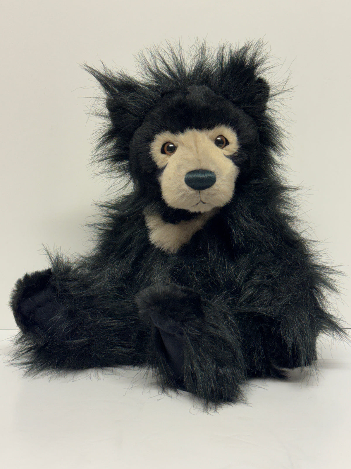 PRE-LOVED: SLOTHY JOE 16" - Charlie Bears