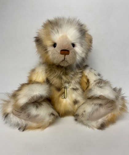 Pre-Loved - Charlie Bears - PRE-LOVED: CHARLIE BEARS HELEN 16" (HH010)