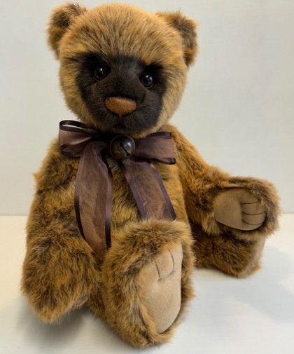 Pre-Loved - Charlie Bears - PRE-LOVED: CHARLIE BEARS LOUIE 18"