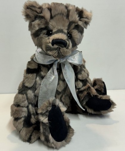 Pre-Loved - Charlie Bears - PRE-LOVED: CHARLIE BEARS SMOKEY 14"