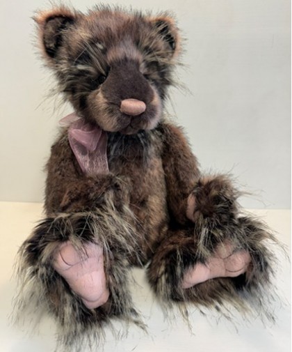 Pre-Loved - Charlie Bears - PRE-LOVED: CHARLIE BEARS TWODDLE 19"