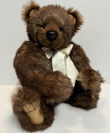 Pre-Loved - Charlie Bears - PRE-LOVED: CHARLIE BEARS WALLACE 17"