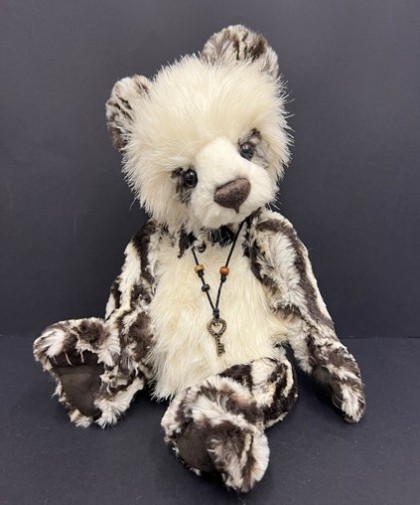 Pre-Loved - Charlie Bears - PRE-LOVED: CHARLIE BEARS ALANNA 12.5"