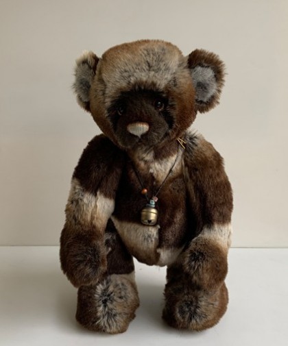 Pre-Loved - Charlie Bears - PRE-LOVED: CHARLIE BEARS CAYDEN 13"
