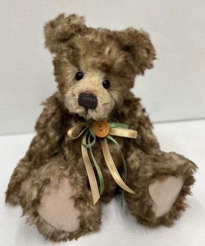 Pre-Loved - Charlie Bears - PRE-LOVED: CHARLIE BEARS BUTTON 10"